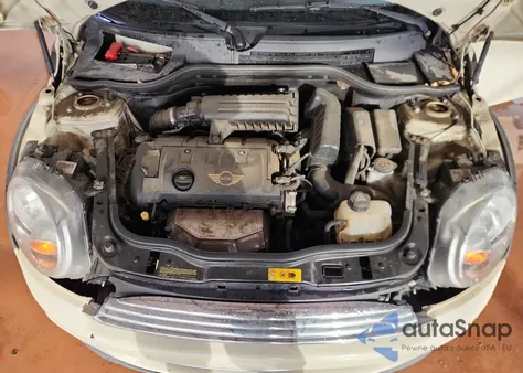 2013 Mini Cooper z USA, uszkodzony, nr VIN WMWSU3C57DT685721